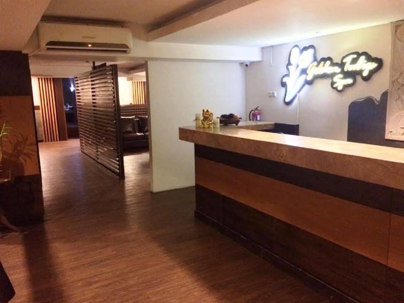 Favehotel Premier Cihampelas Bandung Exterior foto